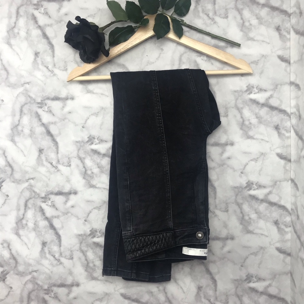 Zara Z1975 Denim Black Jeans Zipper Ankle Size 6